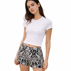 Alice + Olivia Tapestry Jacquard Shorts Black White Size 2 NWT MSRP $200